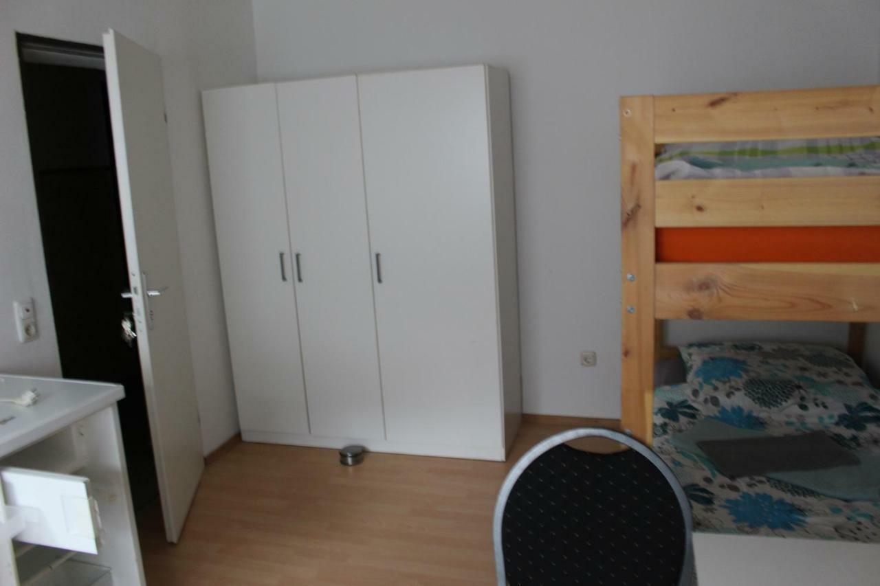 Zv-Scholtz Gaestehaus Neuoetting Simbacher Strasse 7 ภายนอก รูปภาพ