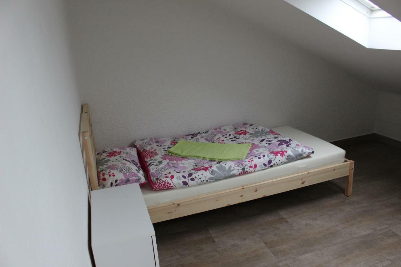 Zv-Scholtz Gaestehaus Neuoetting Simbacher Strasse 7 ภายนอก รูปภาพ